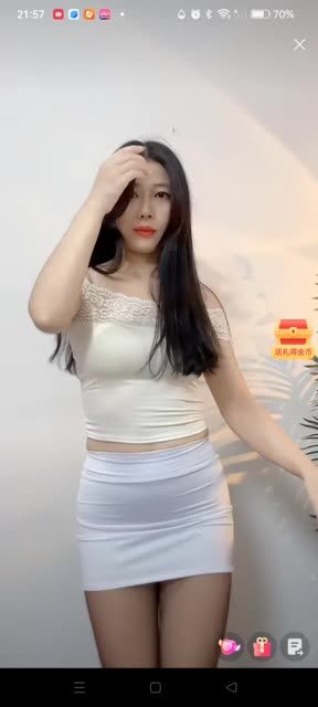 雪梨定制热舞视频精选，她如何将每个动作做得如此完美？ - 小桃涩涩-小桃涩涩